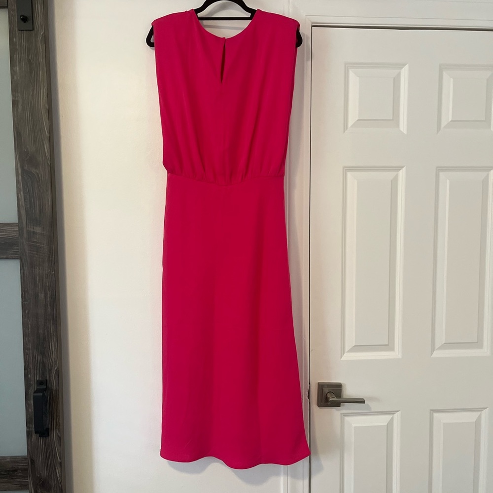 Pretty Evereve dress. Size Large New with tags. Paid $128